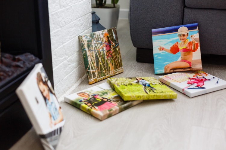 portraits-little-girl-canvas-photo.jpg